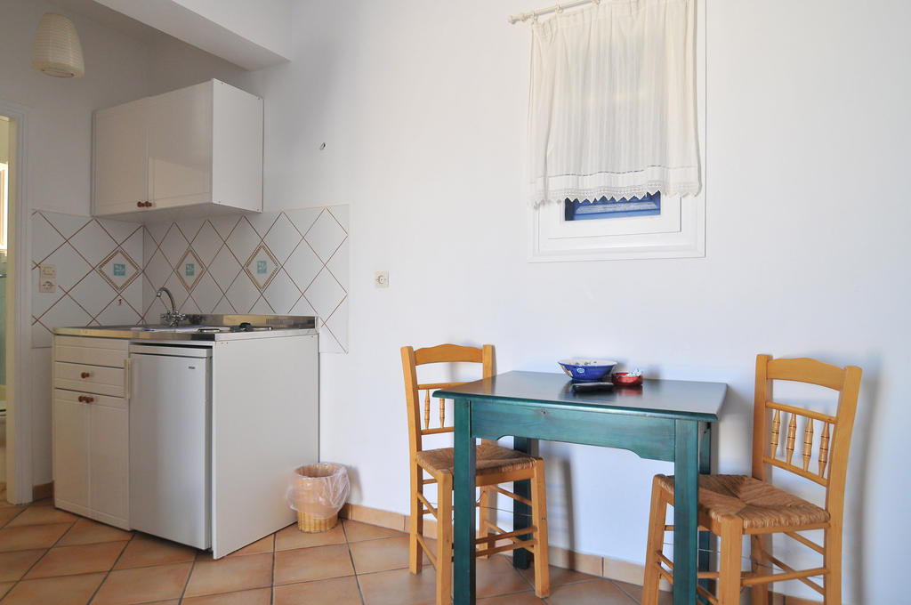 Votsalo Naousa (Paros)