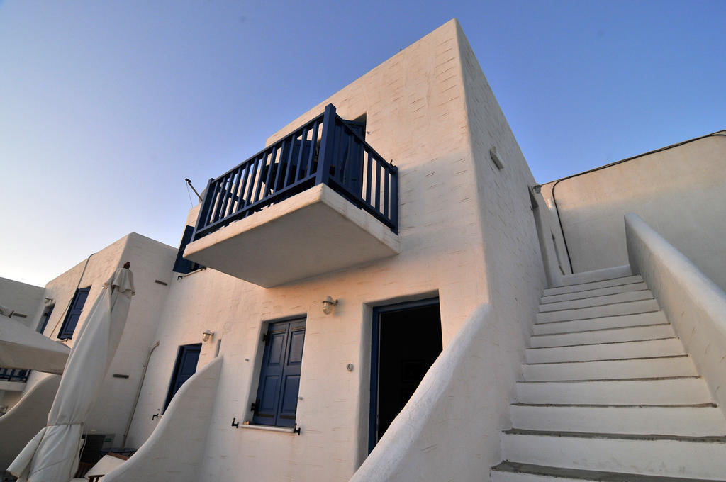 Votsalo Naousa (Paros)